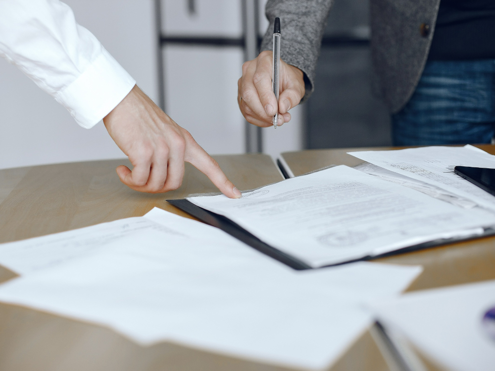 Contratos públicos: faturação eletrónica adiada para dezembro de 2024