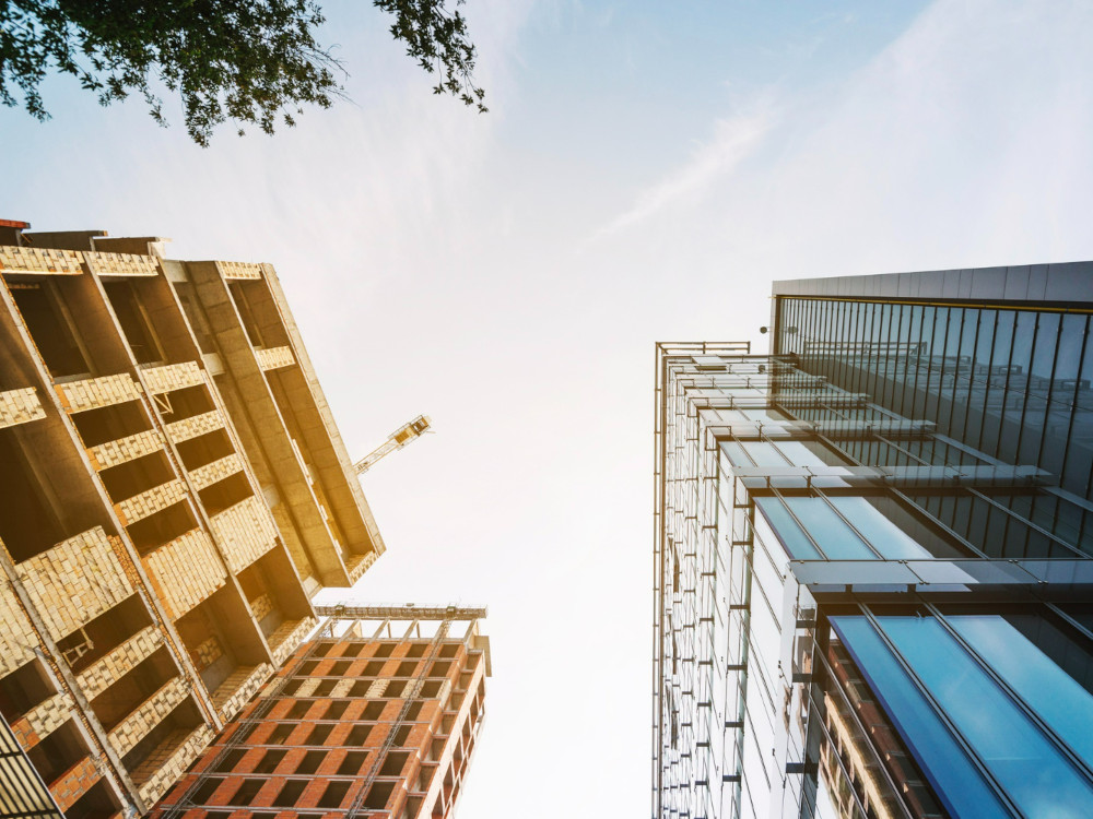 Licenciamento de edifícios abrandou e edifícios concluídos diminuíram