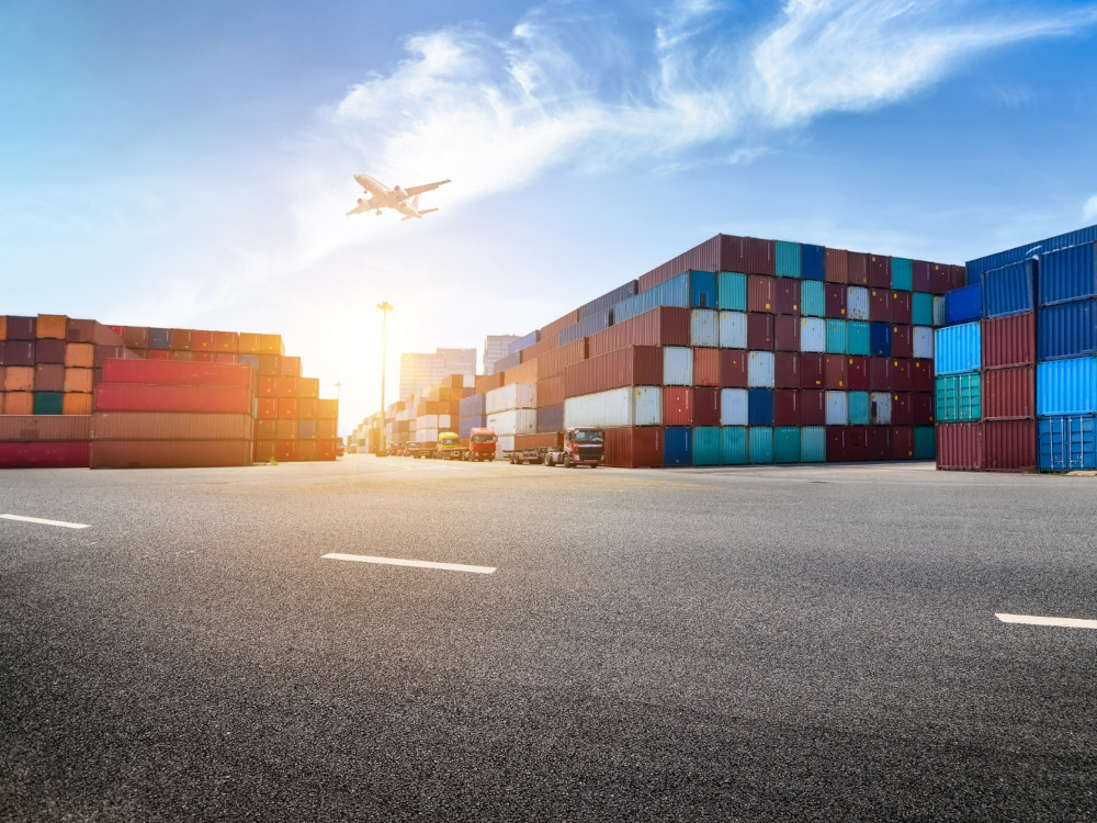 Exportações diminuíram 1,3% e importações aumentaram 3,1%