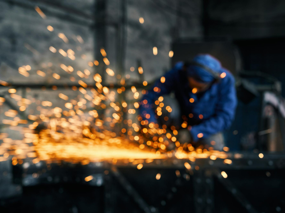 Volume de negócios na indústria contraiu 1,5%