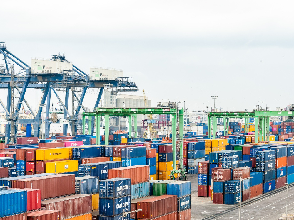 Leia mais sobre Exportações e importações continuaram a decrescer