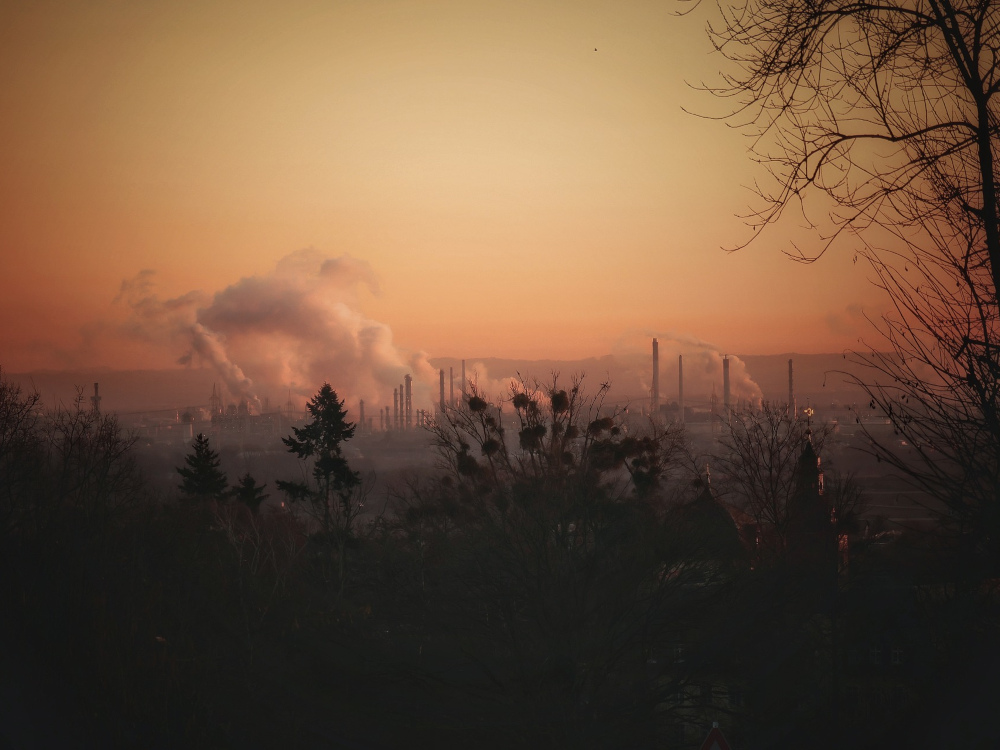 Emissões de gases com efeito de estufa em queda na UE