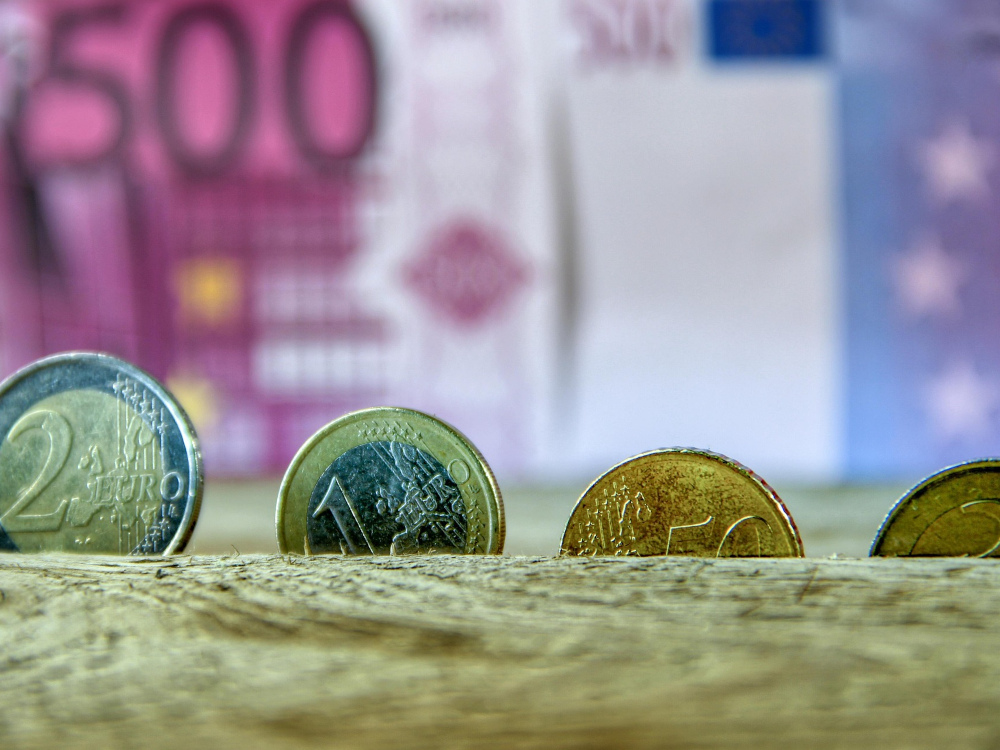 Leia mais sobre Inflação anual na área do Euro até 3,2%