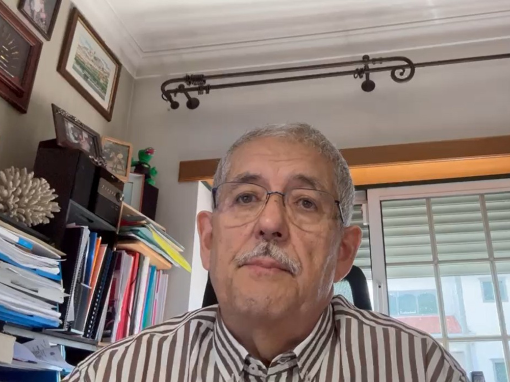 Foto de António Granjeia em reunião online. print screen